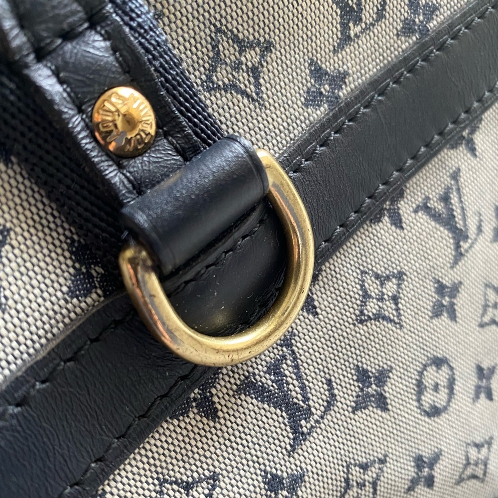 Vintage Louis Vuitton canvas bag - Picture 3 of 8